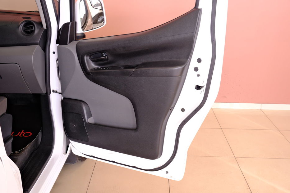 Продам Nissan NV груз. 200 2020 года в Одессе