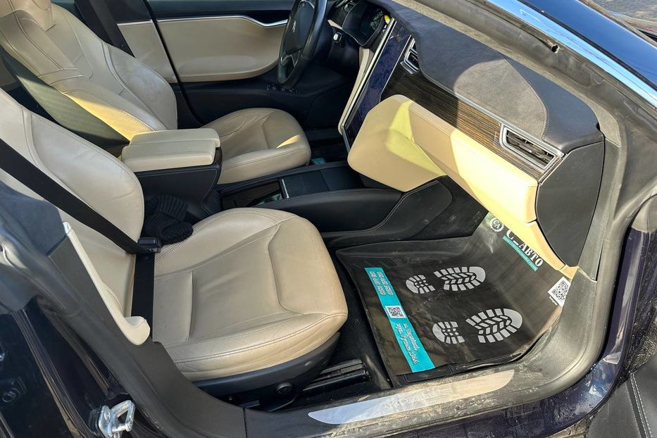 Продам Tesla Model S 2015 года в Черновцах