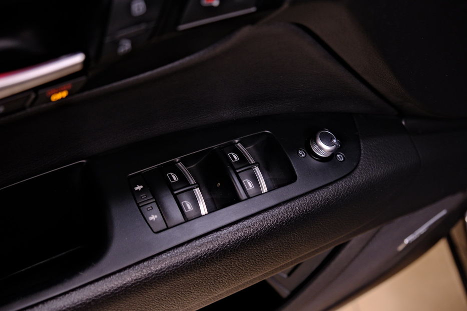 Продам Audi Q7 2013 года в Одессе