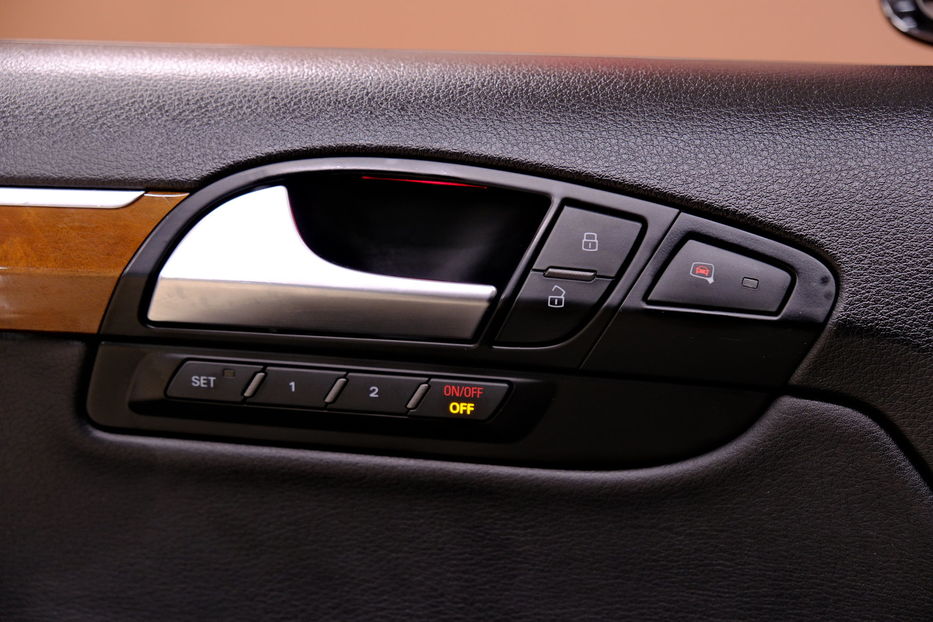 Продам Audi Q7 2013 года в Одессе