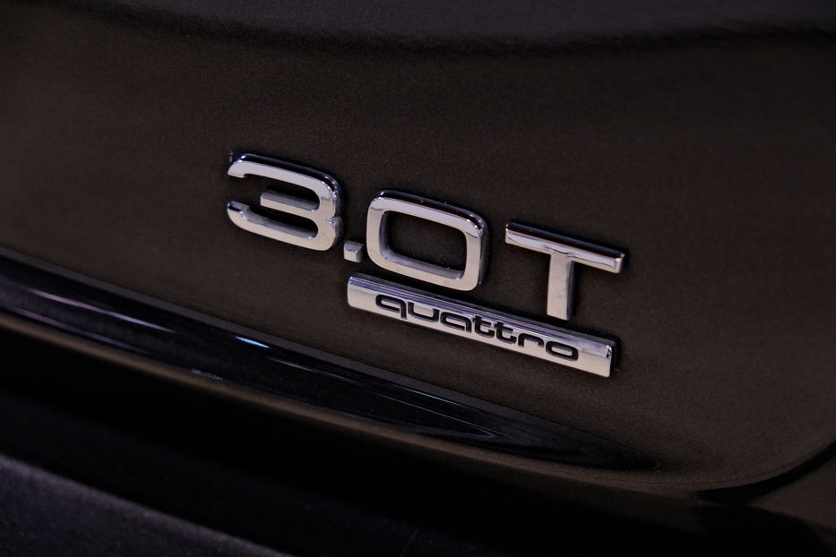 Продам Audi Q7 2013 года в Одессе