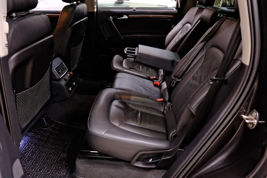 Продам Audi Q7 2013 года в Одессе