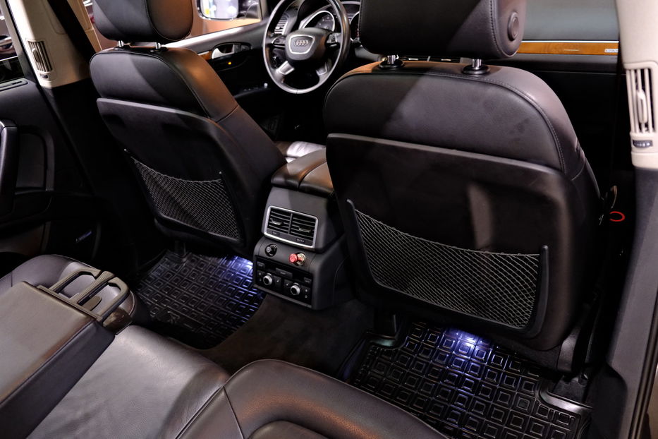 Продам Audi Q7 2013 года в Одессе