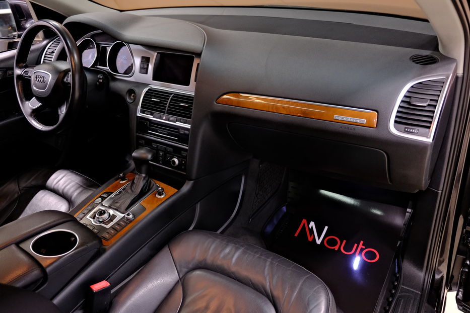 Продам Audi Q7 2013 года в Одессе