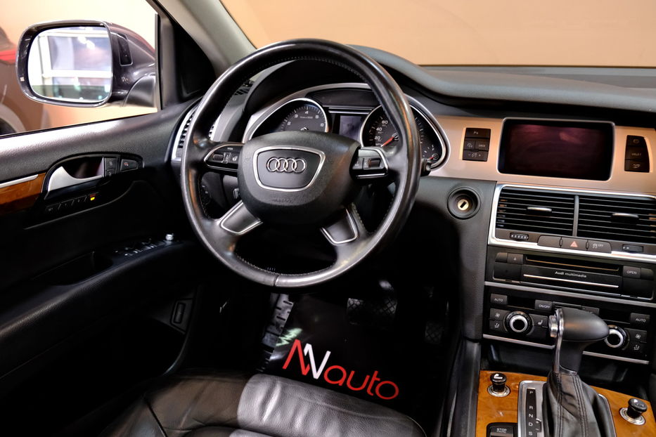 Продам Audi Q7 2013 года в Одессе