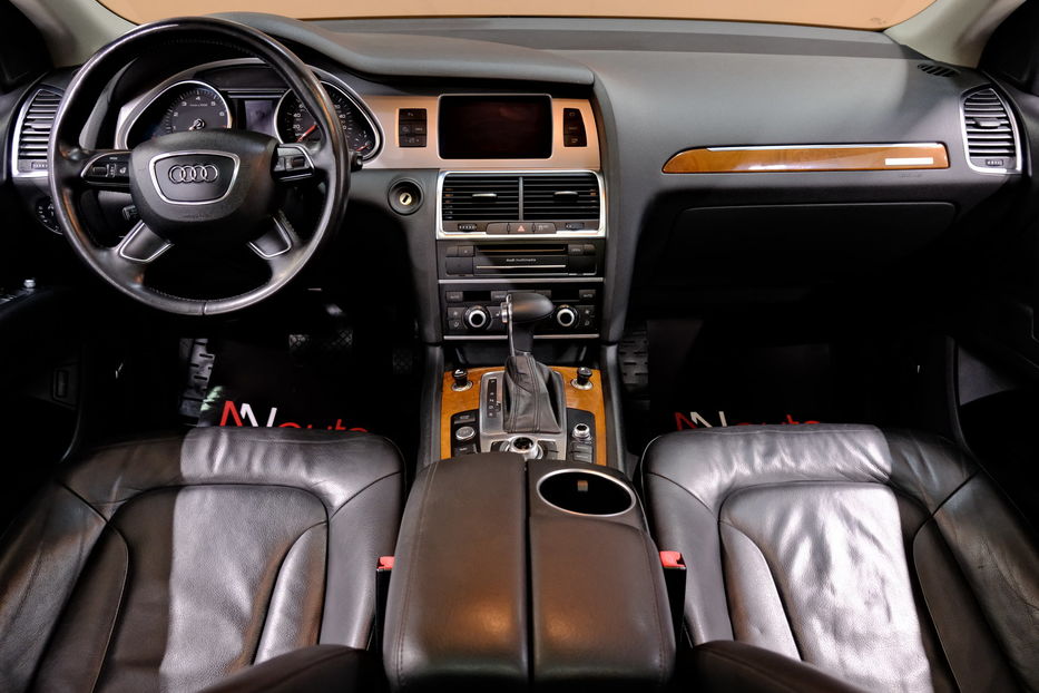 Продам Audi Q7 2013 года в Одессе
