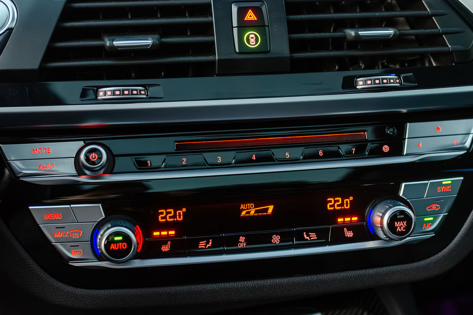 Продам BMW X3 M40i Xdrive 2018 года в Киеве