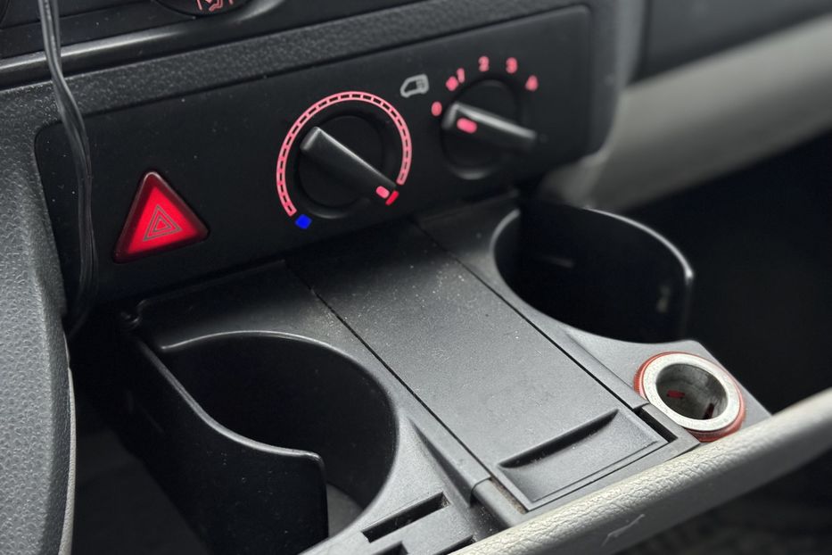 Продам Volkswagen T5 (Transporter) пасс. COMIS 2012 года в г. Умань, Черкасская область