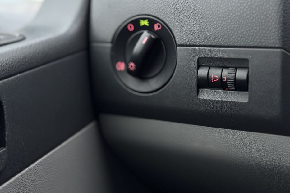 Продам Volkswagen T5 (Transporter) пасс. COMIS 2012 года в г. Умань, Черкасская область