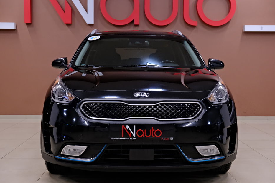 Продам Kia Niro Plug-in Hybrid 2018 года в Одессе