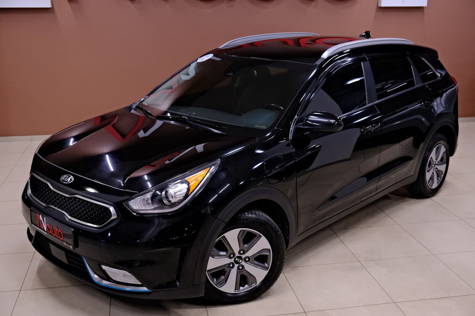 Продам Kia Niro Plug-in Hybrid 2018 года в Одессе
