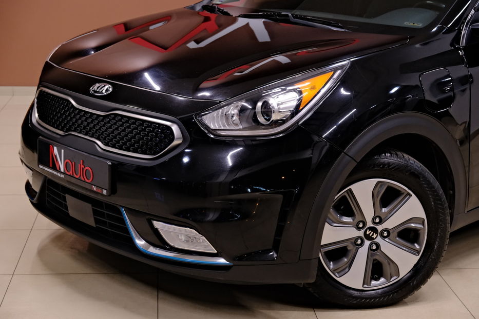 Продам Kia Niro Plug-in Hybrid 2018 года в Одессе