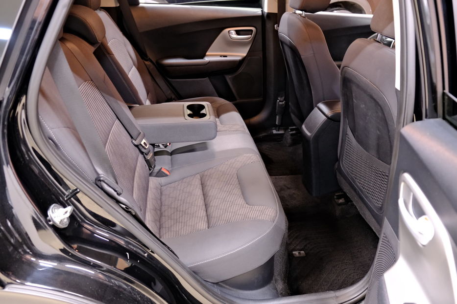 Продам Kia Niro Plug-in Hybrid 2018 года в Одессе