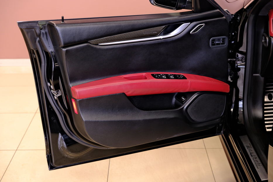 Продам Maserati Ghibli 2014 года в Одессе