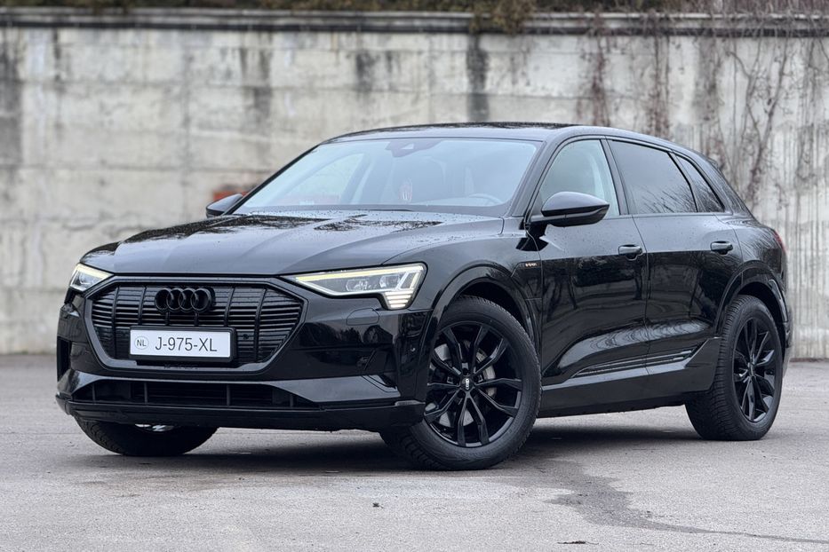 Продам Audi E-Tron 55 95kwt 21p 2021 года в Ровно