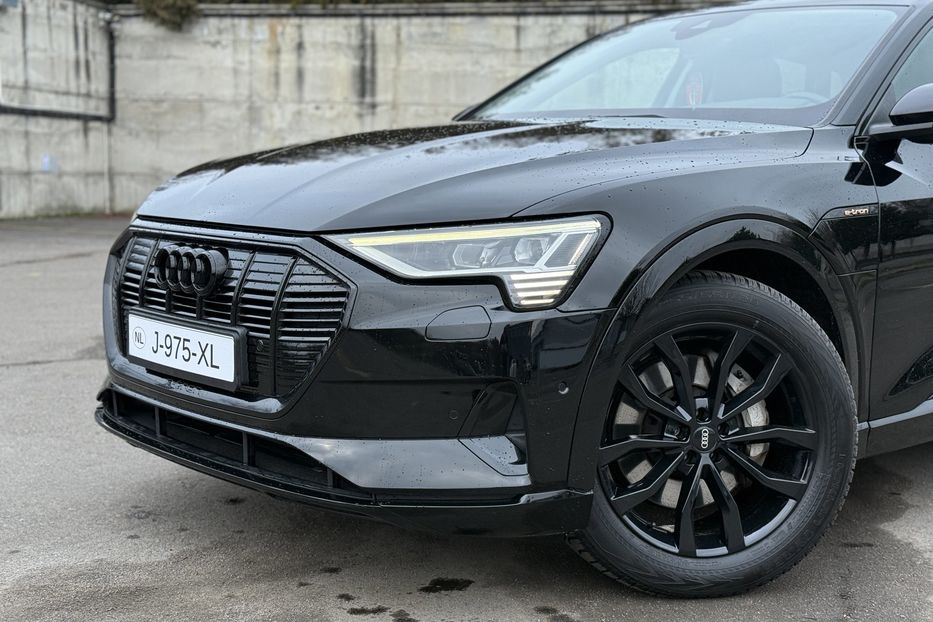 Продам Audi E-Tron 55 95kwt 21p 2021 года в Ровно