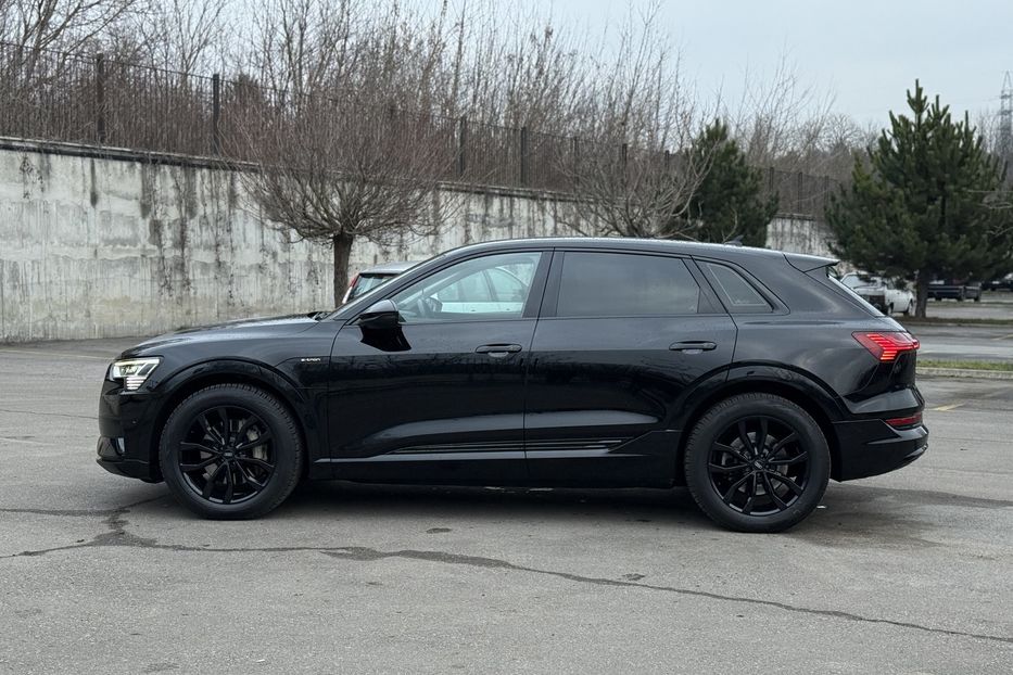 Продам Audi E-Tron 55 95kwt 21p 2021 года в Ровно