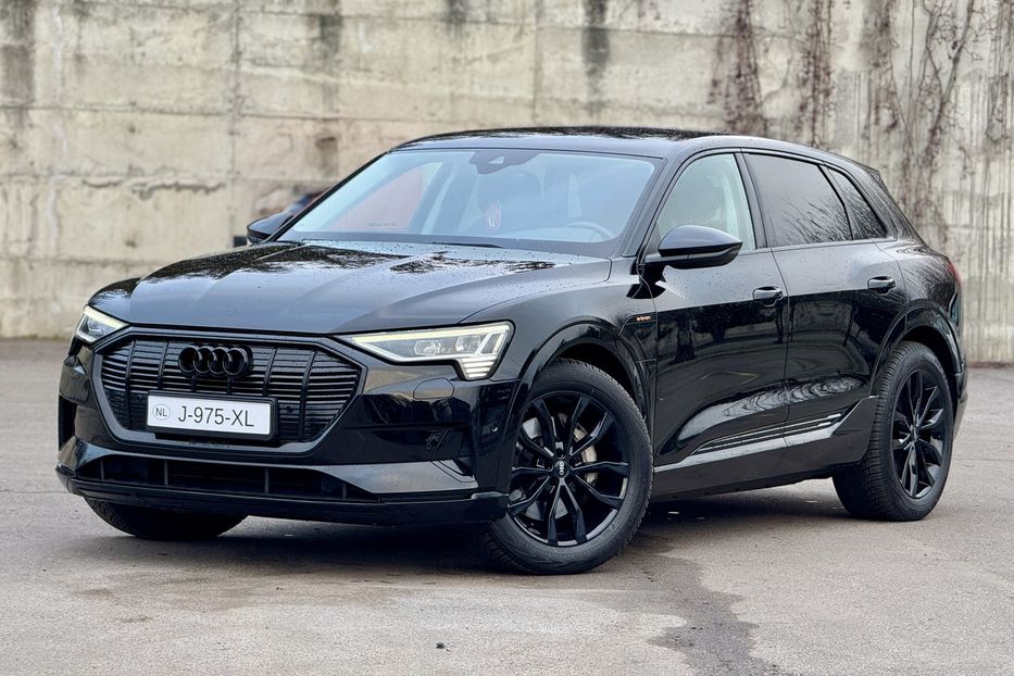 Продам Audi E-Tron 55 95kwt 21p 2021 года в Ровно