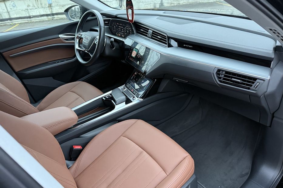 Продам Audi E-Tron 55 95kwt 21p 2021 года в Ровно