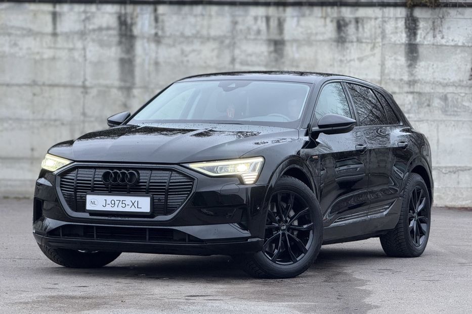 Продам Audi E-Tron 55 95kwt 21p 2021 года в Ровно