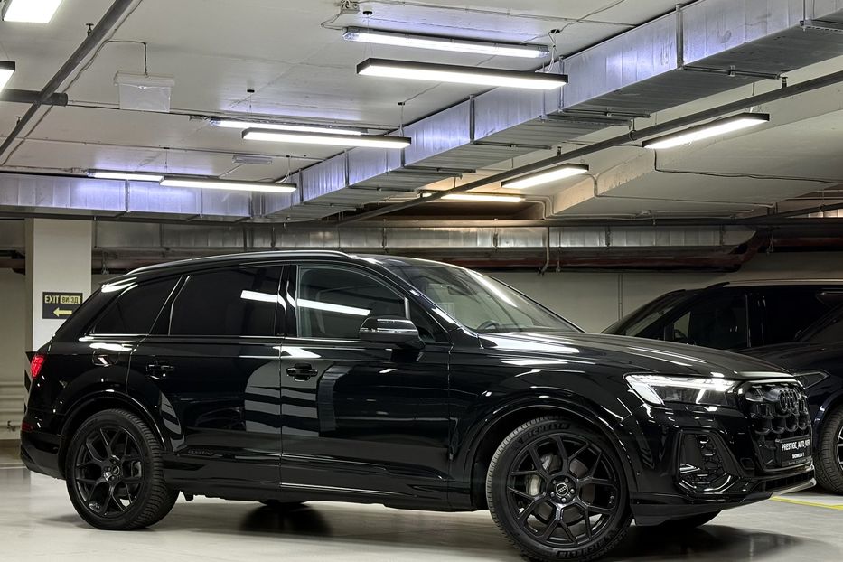 Продам Audi Q7 50 TDI S-Line 2024 года в Киеве