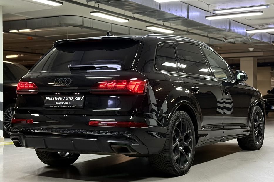 Продам Audi Q7 50 TDI S-Line 2024 года в Киеве