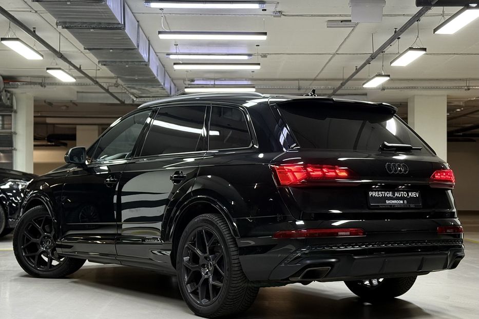 Продам Audi Q7 50 TDI S-Line 2024 года в Киеве
