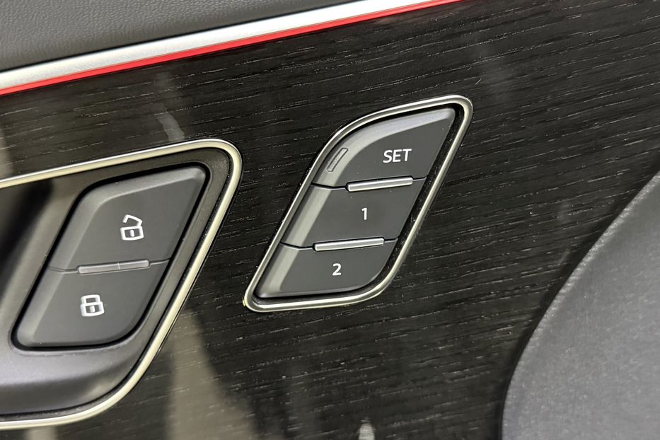 Продам Audi Q7 50 TDI S-Line 2024 года в Киеве