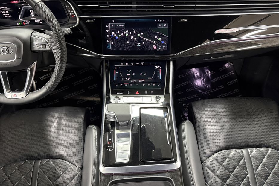 Продам Audi Q7 50 TDI S-Line 2024 года в Киеве