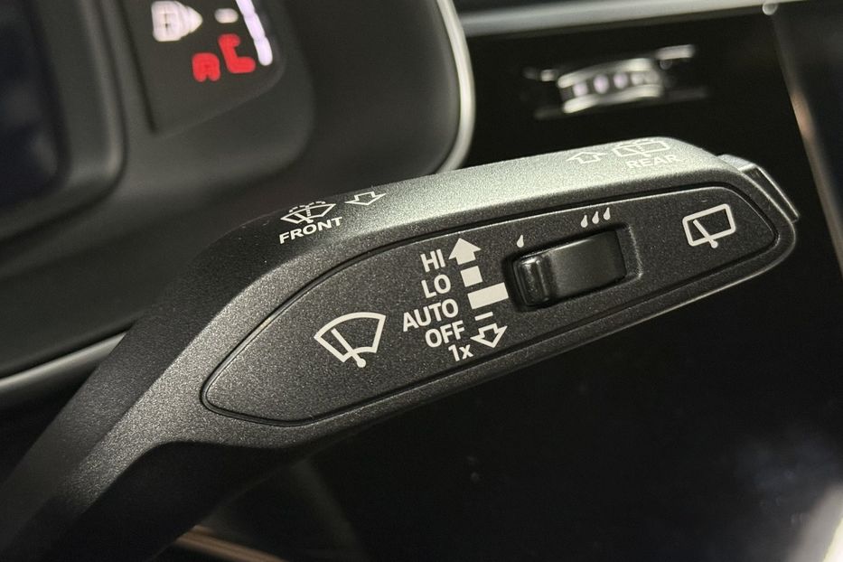 Продам Audi Q7 50 TDI S-Line 2024 года в Киеве