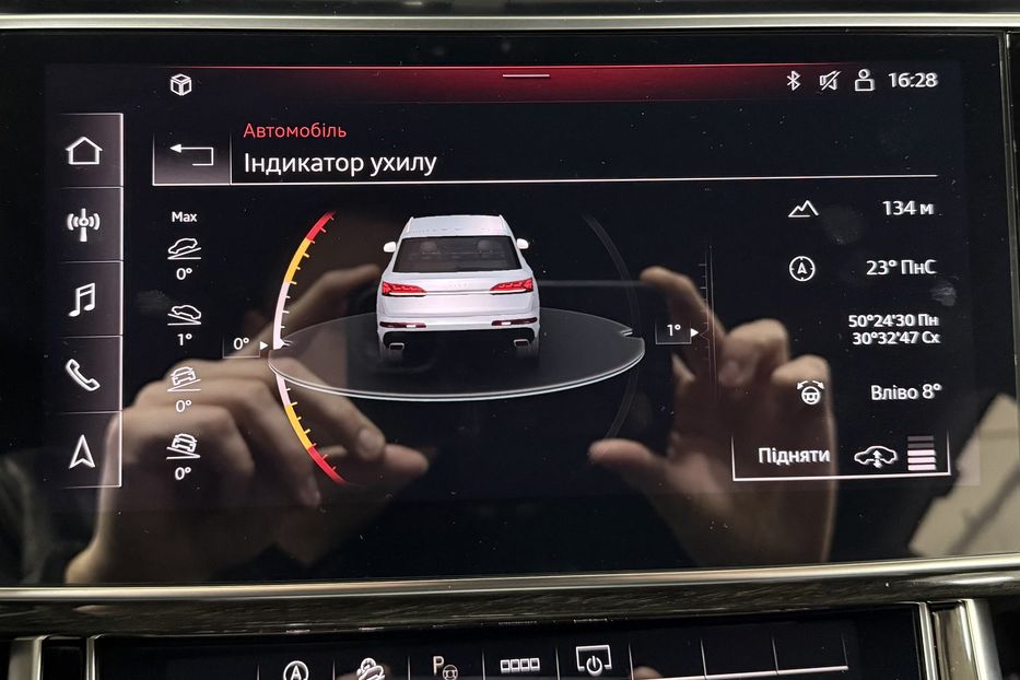 Продам Audi Q7 50 TDI S-Line 2024 года в Киеве