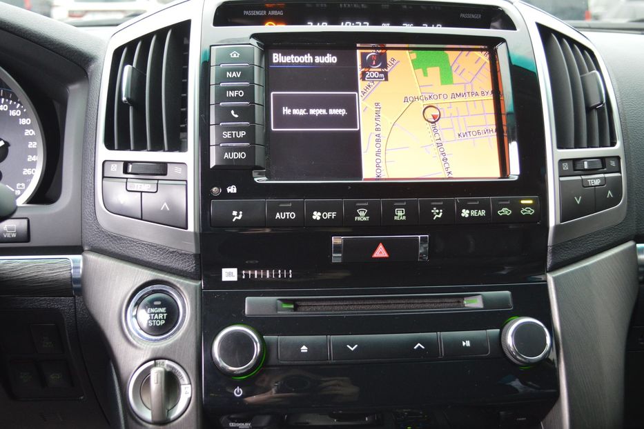 Продам Toyota Land Cruiser 200 2012 года в Одессе