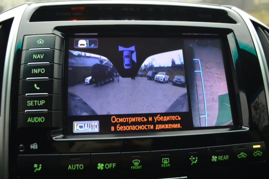 Продам Toyota Land Cruiser 200 2012 года в Одессе