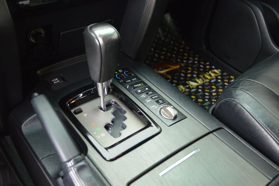 Продам Toyota Land Cruiser 200 2012 года в Одессе