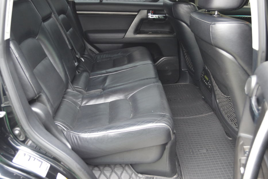 Продам Toyota Land Cruiser 200 2012 года в Одессе