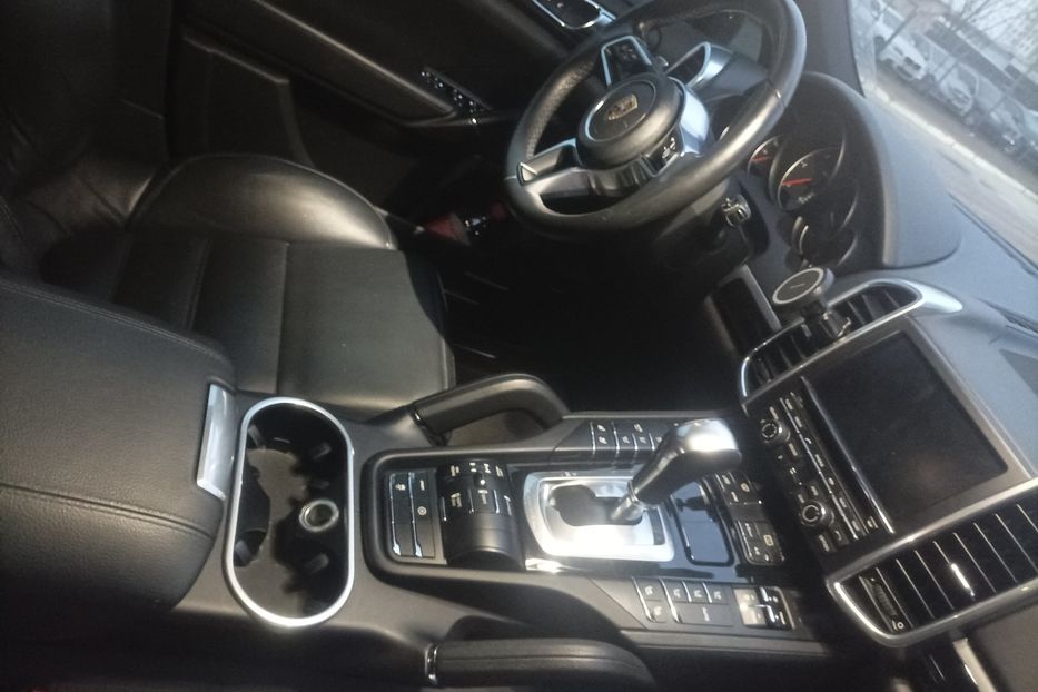 Продам Porsche Cayenne европа 2016 года в Одессе