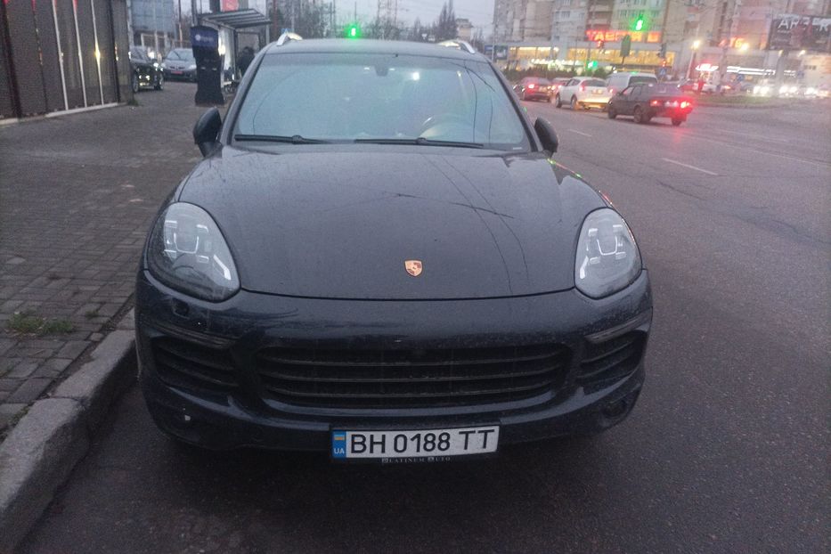 Продам Porsche Cayenne европа 2016 года в Одессе