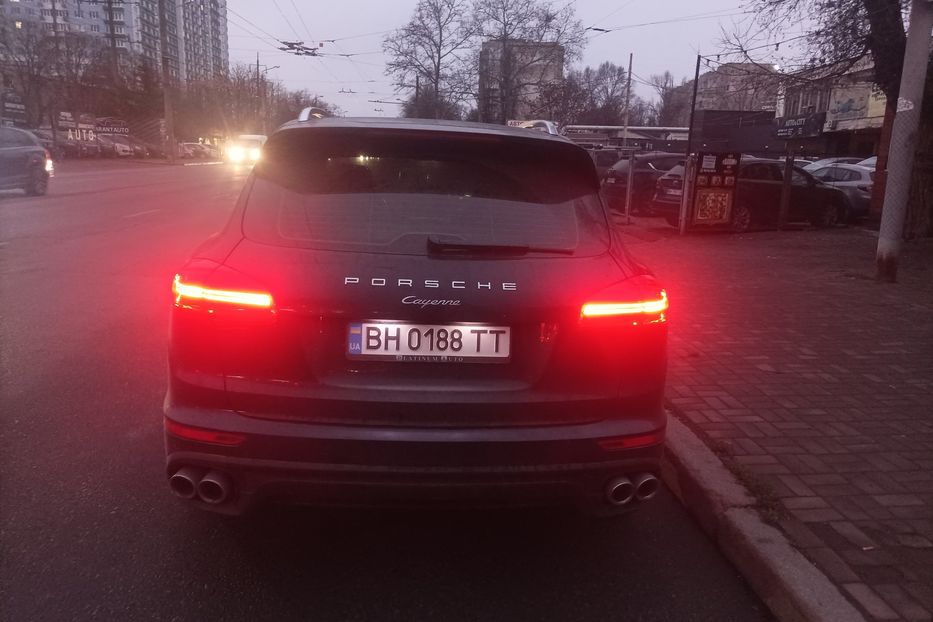 Продам Porsche Cayenne европа 2016 года в Одессе