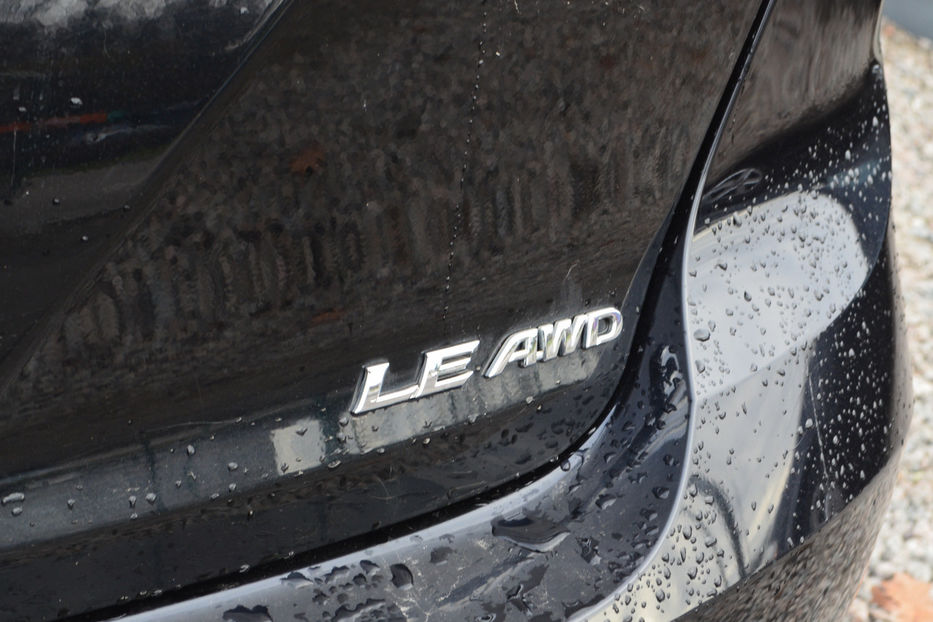 Продам Toyota Venza 2.7 ECT-i (182 к.с.) AWD • LE  2013 года в Киеве