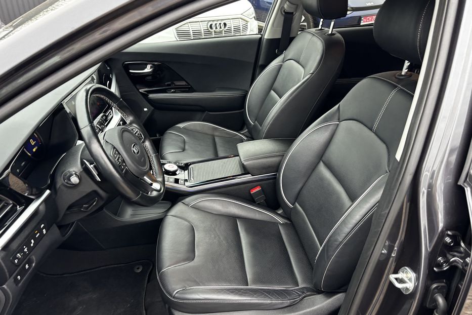 Продам Kia Niro 64квт авто у Львові 2020 года в Львове