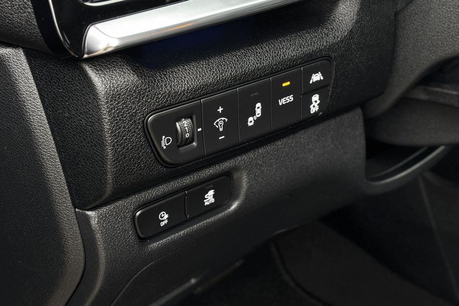 Продам Kia Niro 64квт авто у Львові 2020 года в Львове