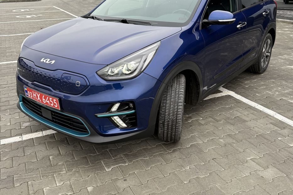 Продам Kia Niro EV 64 kWt  2022 года в Львове