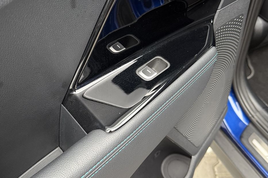 Продам Kia Niro EV 64 kWt  2022 года в Львове