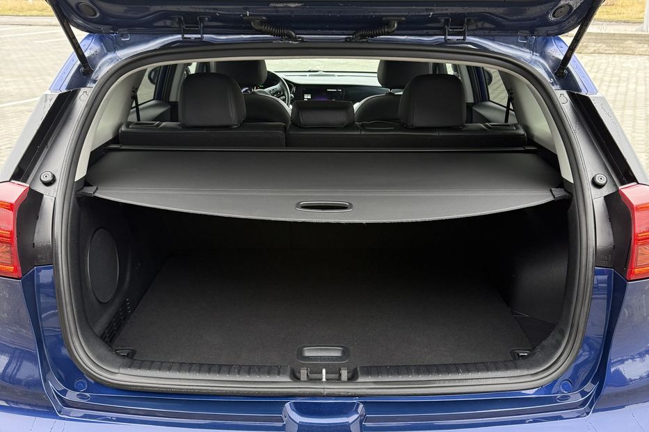 Продам Kia Niro EV 64 kWt  2022 года в Львове