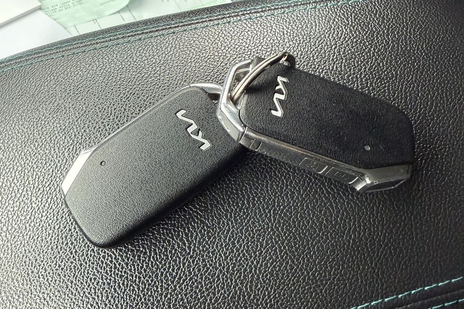 Продам Kia Niro EV 64 kWt  2022 года в Львове