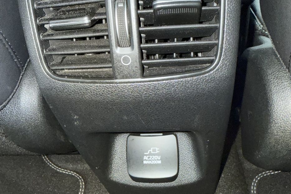 Продам Kia Niro EV 64 kWt  2022 года в Львове