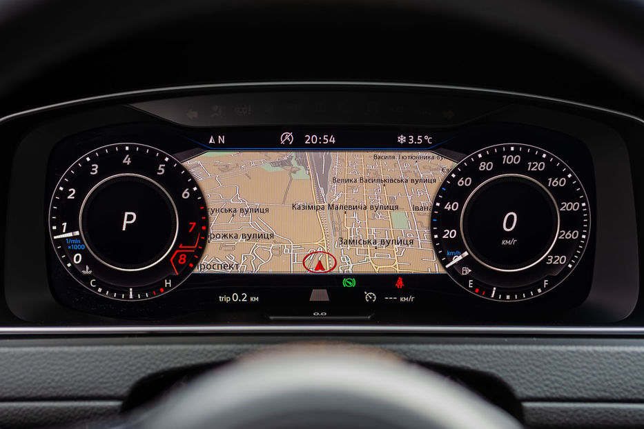 Продам Volkswagen Golf R 2.0T 4Motion 2019 года в Киеве