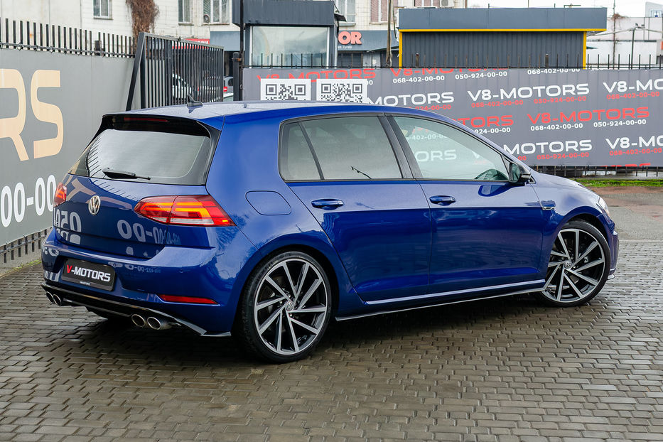 Продам Volkswagen Golf R 2.0T 4Motion 2019 года в Киеве