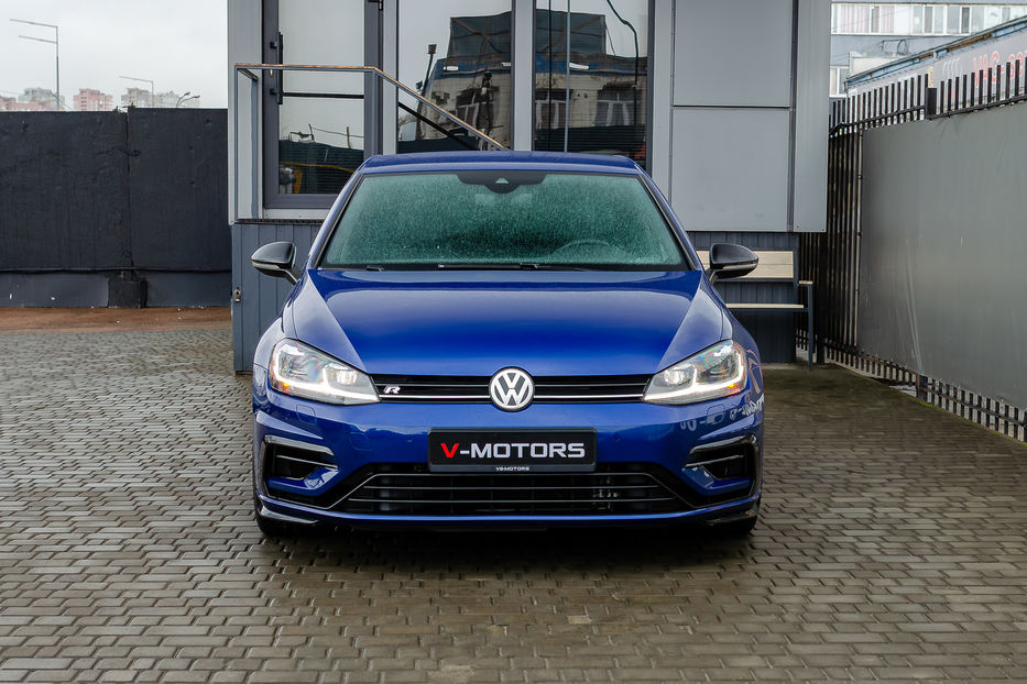Продам Volkswagen Golf R 2.0T 4Motion 2019 года в Киеве