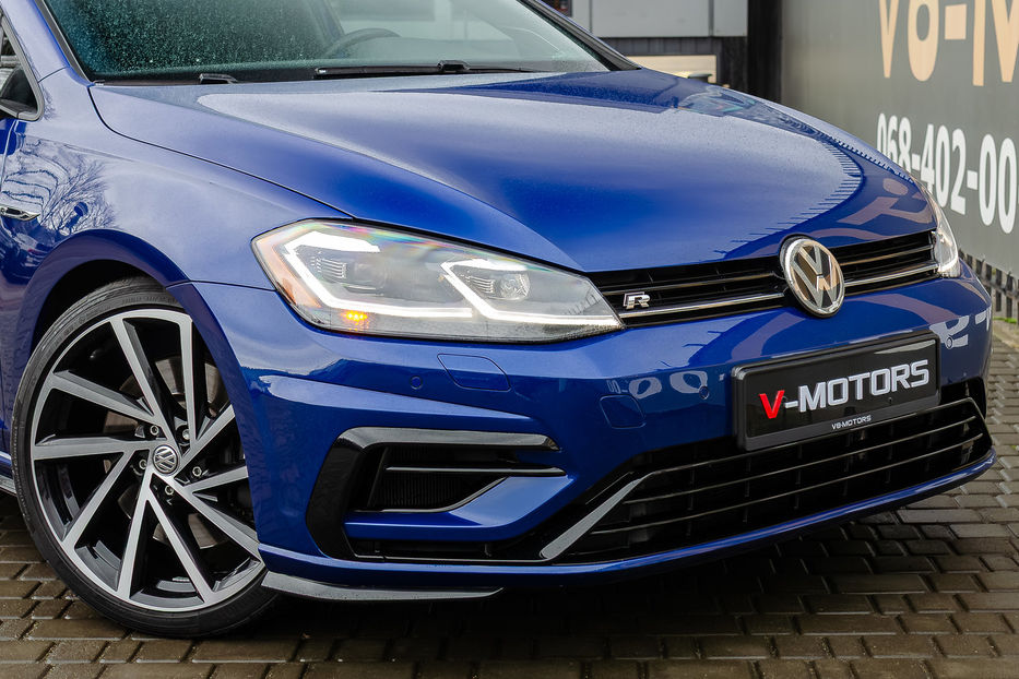 Продам Volkswagen Golf R 2.0T 4Motion 2019 года в Киеве